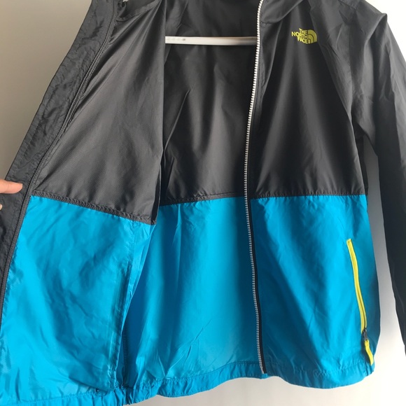 The North Face Lightweight Spring jacket. - Picture 5 of 10
